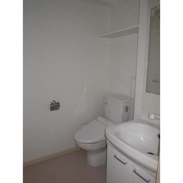 ラクラス新大阪の室内写真7枚目