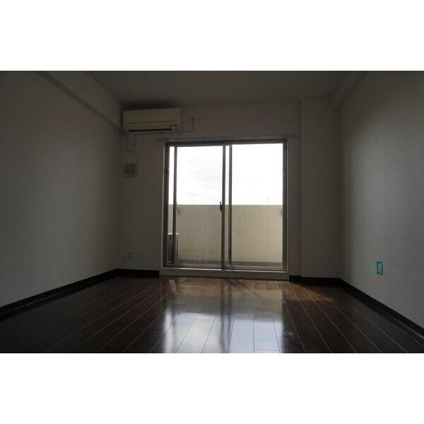 ラクラス新大阪の室内写真9枚目