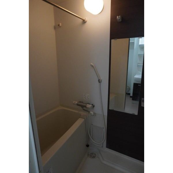 ラクラス新大阪の室内写真13枚目