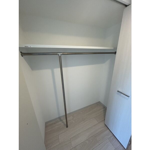 ライジングメゾン新大阪サウスの室内写真9枚目