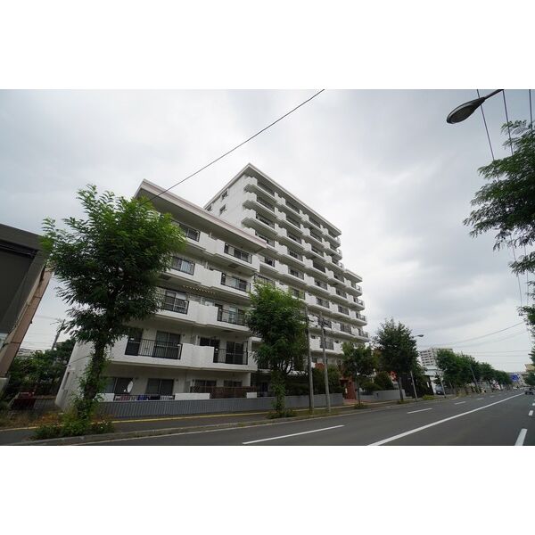 シャトーさわだ 画像1