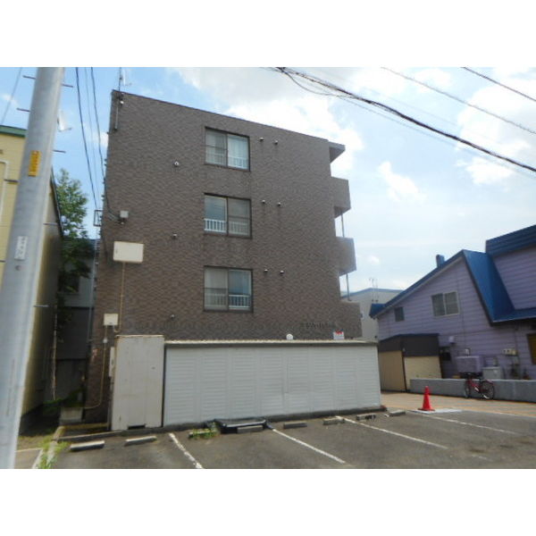 敷地内／建物
