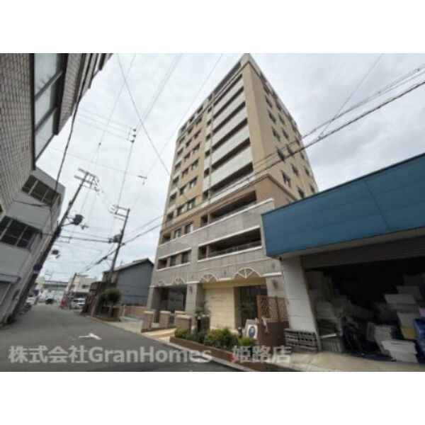 ドルチェグラン姫路駅前