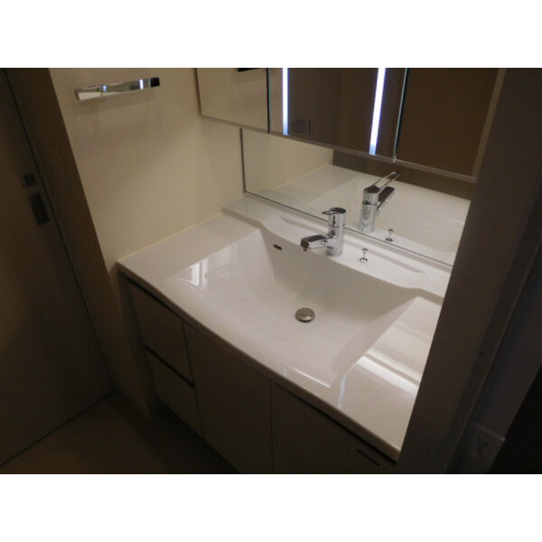 姫路ザ・レジデンスの室内写真4枚目