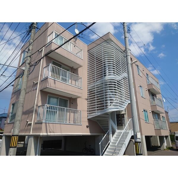 ソシアルコート札幌(旧ソシアルコートサトー) 画像1