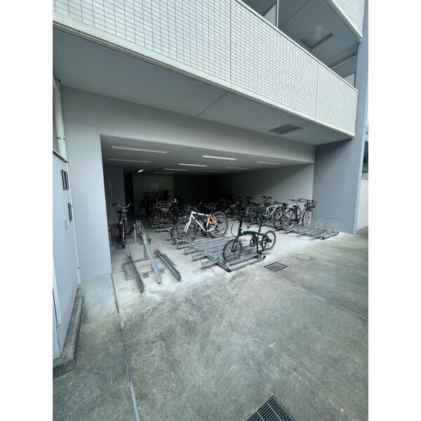 クレア・ド・ルーン伊丹の外観3枚目