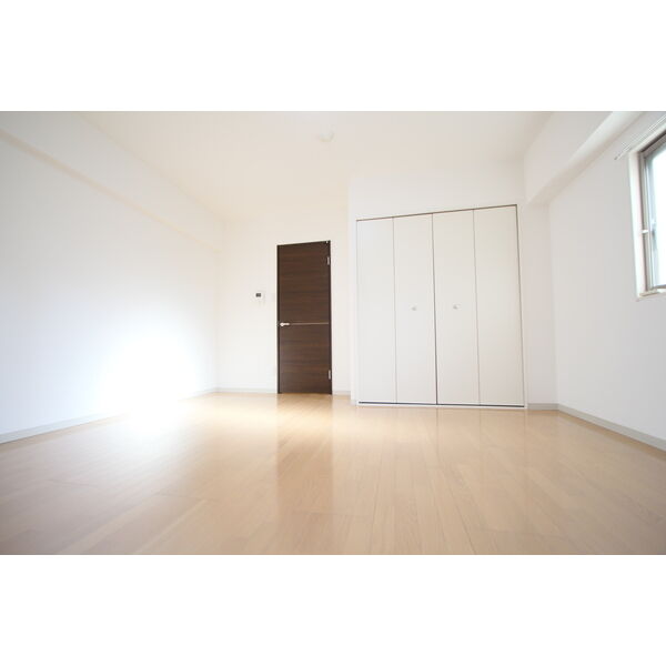 プライムコート新大阪の室内写真1枚目