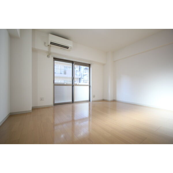 プライムコート新大阪の室内写真2枚目