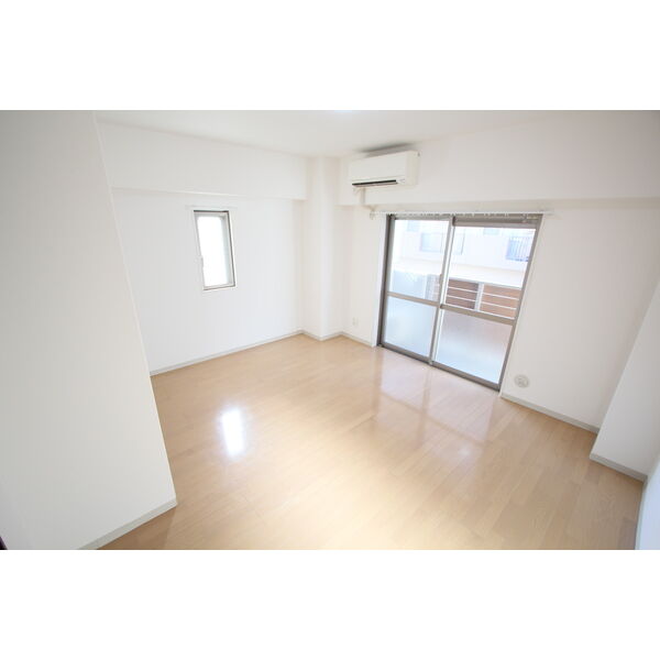 プライムコート新大阪の室内写真3枚目