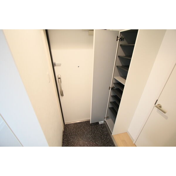 プライムコート新大阪の室内写真9枚目