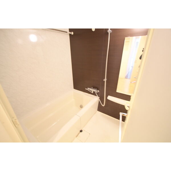 アスール江坂3rdの室内写真4枚目