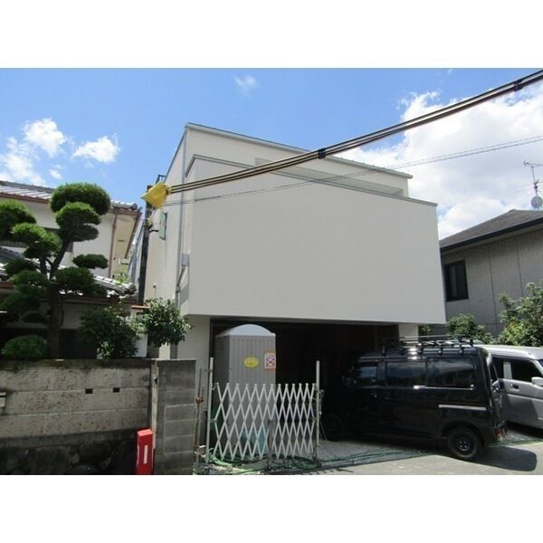 Luxe本町の外観2枚目