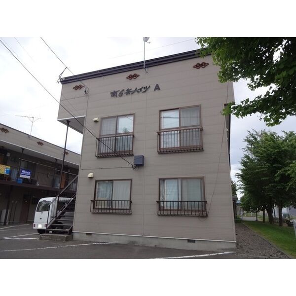 南6条ハイツA棟 画像2