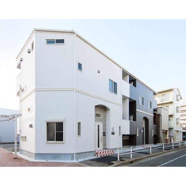 リアプロマンション外観