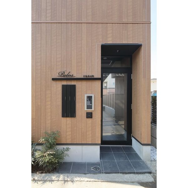 パロス江坂垂水町の外観2枚目