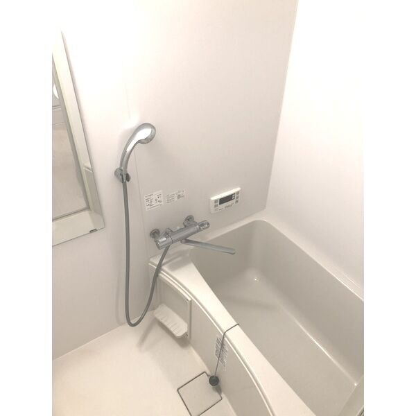 セレニティ田川北B棟の室内写真3枚目