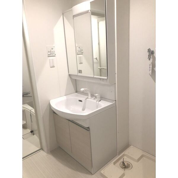 セレニティ田川北B棟の室内写真4枚目