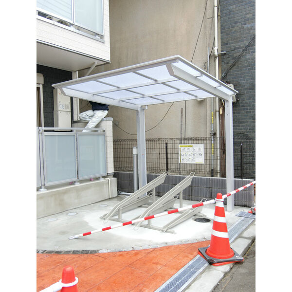 リブリ・クルールの外観2枚目