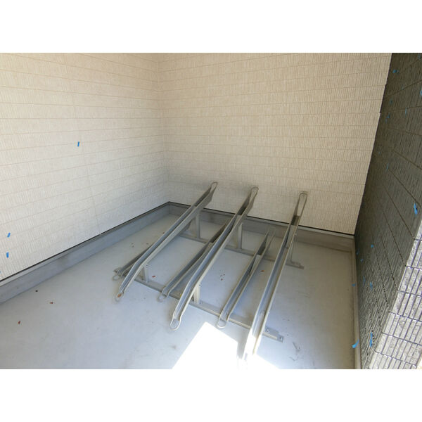 リブリ・フルール千里丘の外観4枚目