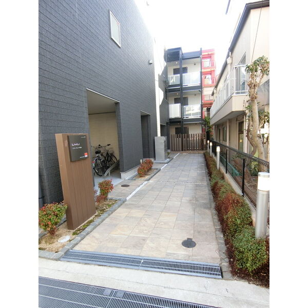 リブリ・フルール千里丘の外観6枚目