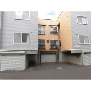 ローズヴィラ28