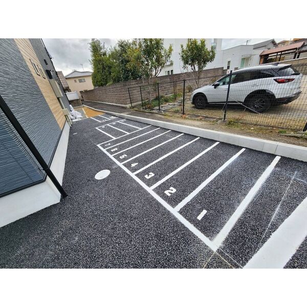 REGIES中百舌鳥の外観4枚目