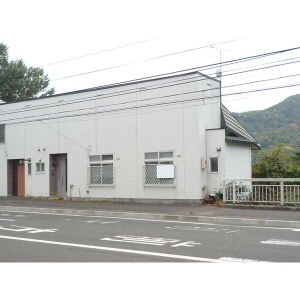 平岸1-22テナント2