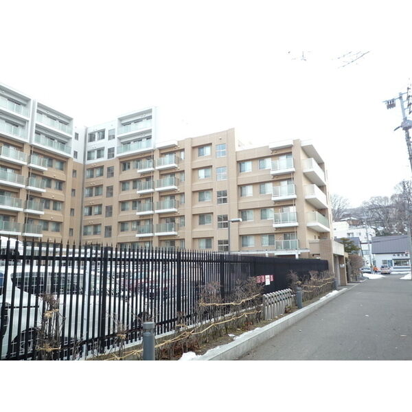 Brillia旭ヶ丘ウエストスクエア 画像1