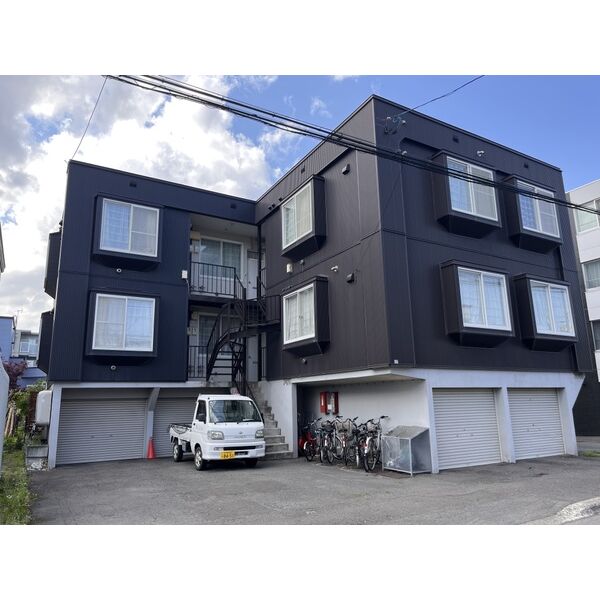 マンション三宅麻生 画像1