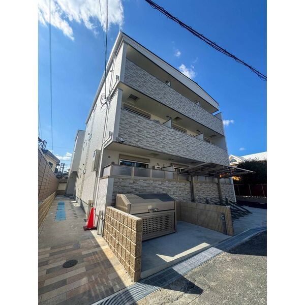 クリエオーレ私市山手の外観2枚目