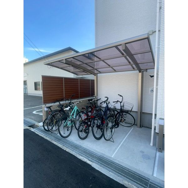 クリエオーレ崇徳院の外観5枚目