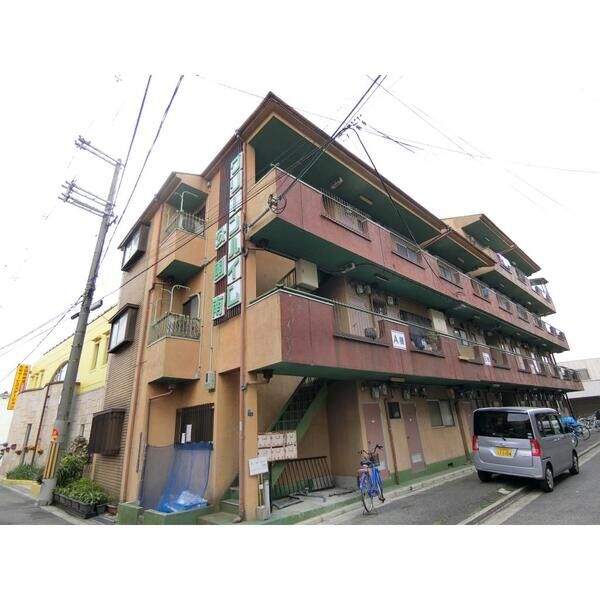 BUILDING