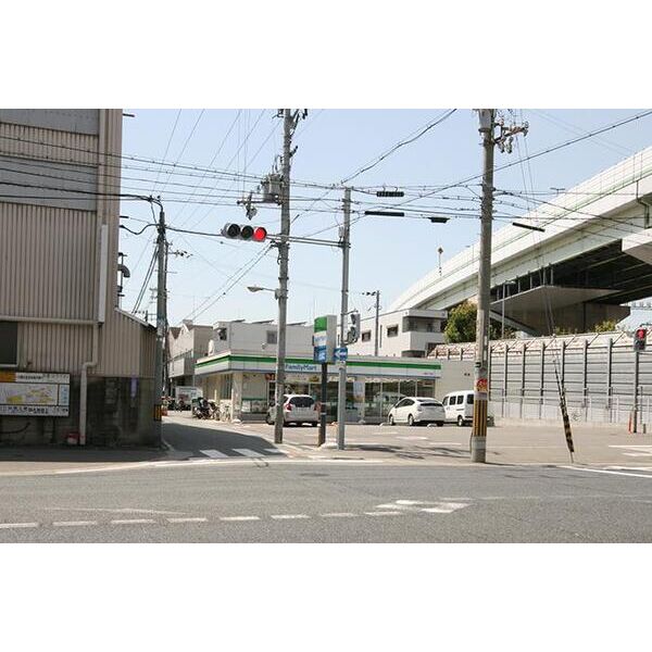 ラシーネ ヴァリエ 福島の外観2枚目