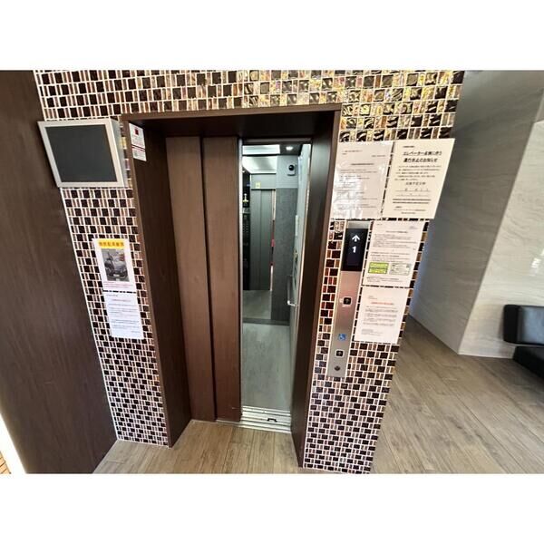 ViVi EBISUの室内写真1枚目