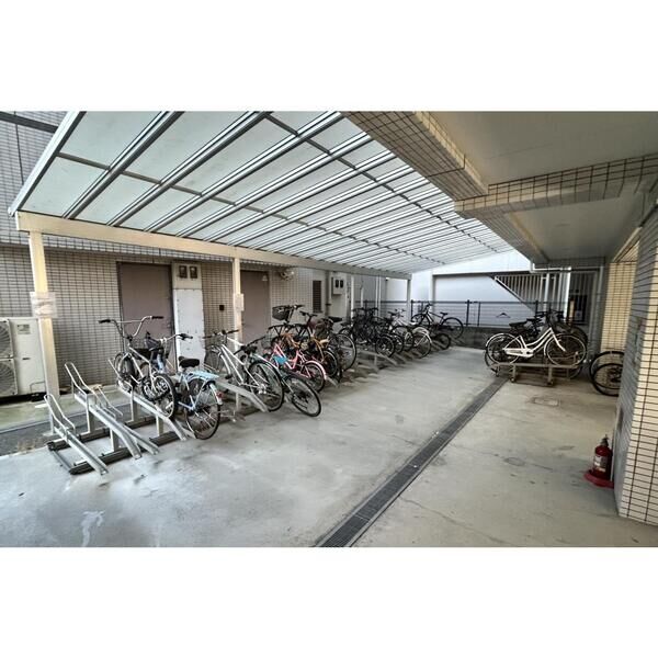 ViVi EBISUの室内写真4枚目