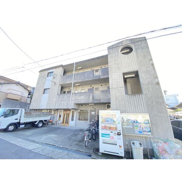 リアプロマンション外観