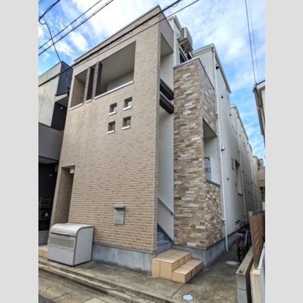 リアプロマンション外観