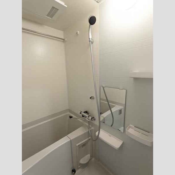 エムブイインプ新大阪の室内写真4枚目