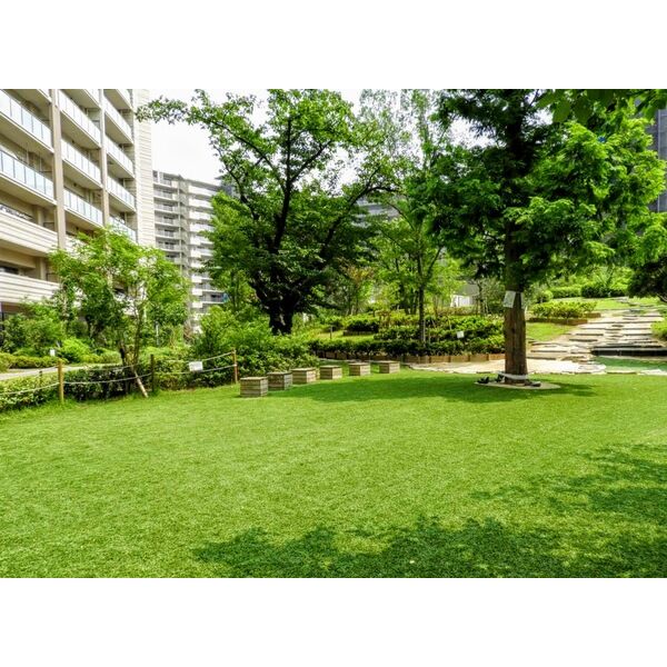 ミリカ・ヒルズI街区D棟の外観5枚目