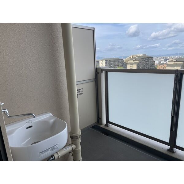 ミリカ・ヒルズI街区D棟の室内写真5枚目