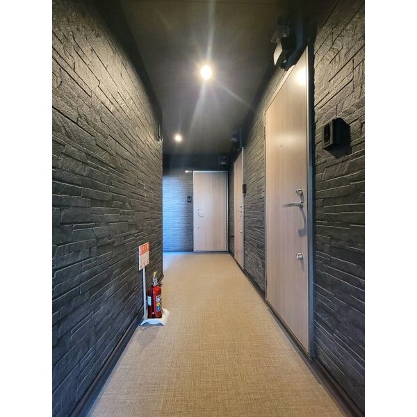 Louis Apartment 豊中蛍池 イーストの外観5枚目