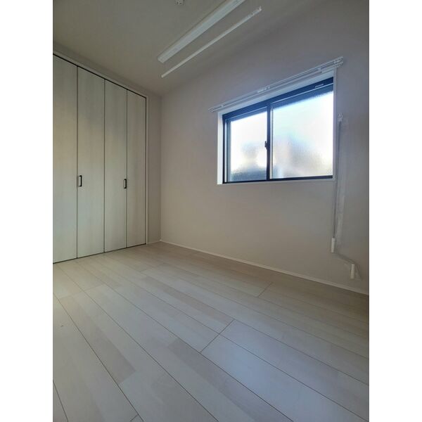 Louis Apartment 豊中蛍池 イーストの室内写真48枚目