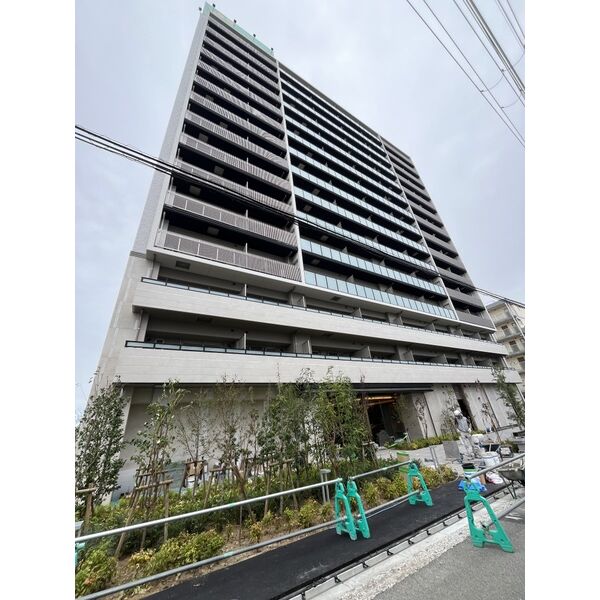 スプランディッド大阪EAST
