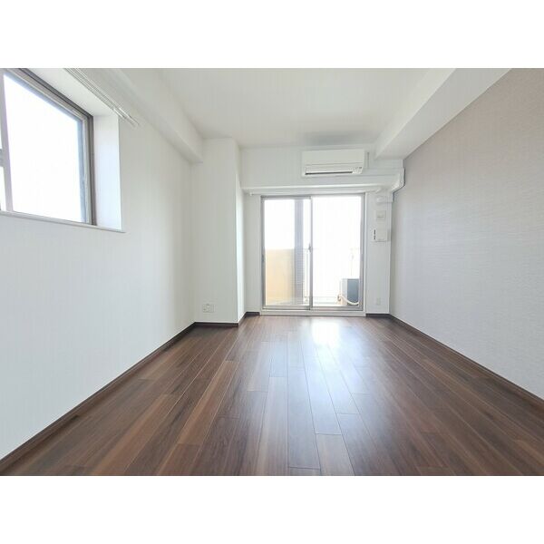 スプランディッドキャトルの室内写真1枚目