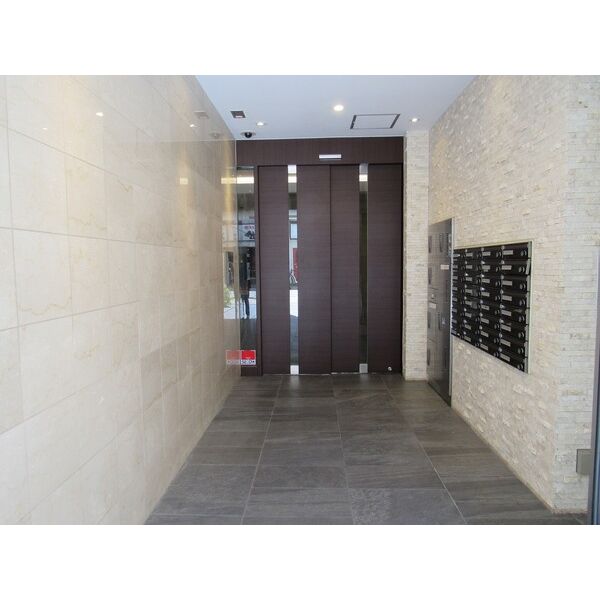 アモーレ本町ウエストの外観6枚目