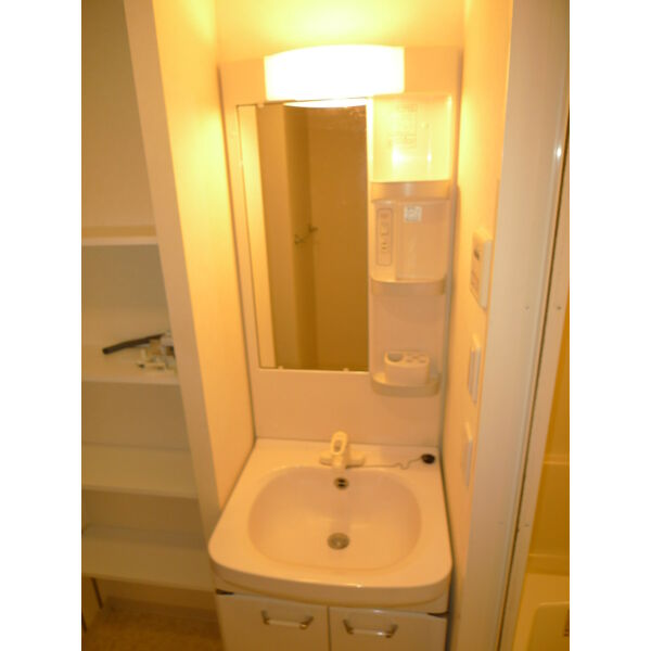 エス・キュート尼崎の室内写真3枚目