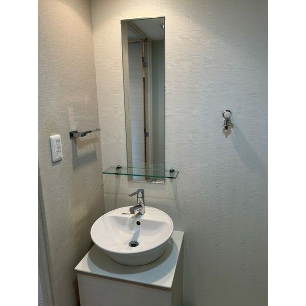 サムティ北梅田VESSELの室内写真3枚目