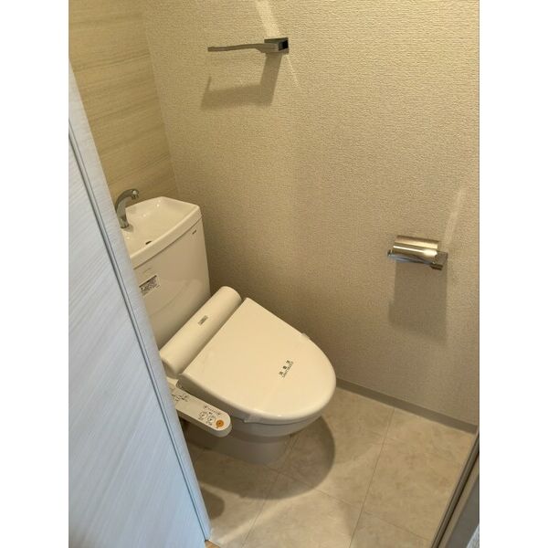 サムティ北梅田VESSELの室内写真5枚目