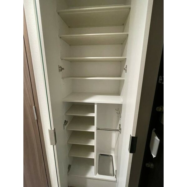 レシオス大阪城北詰の室内写真7枚目