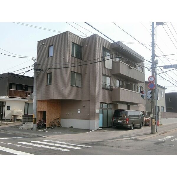 日成ビル 画像1